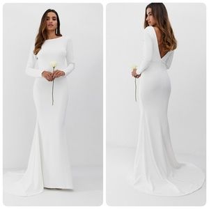 Minimalist low back wedding dress